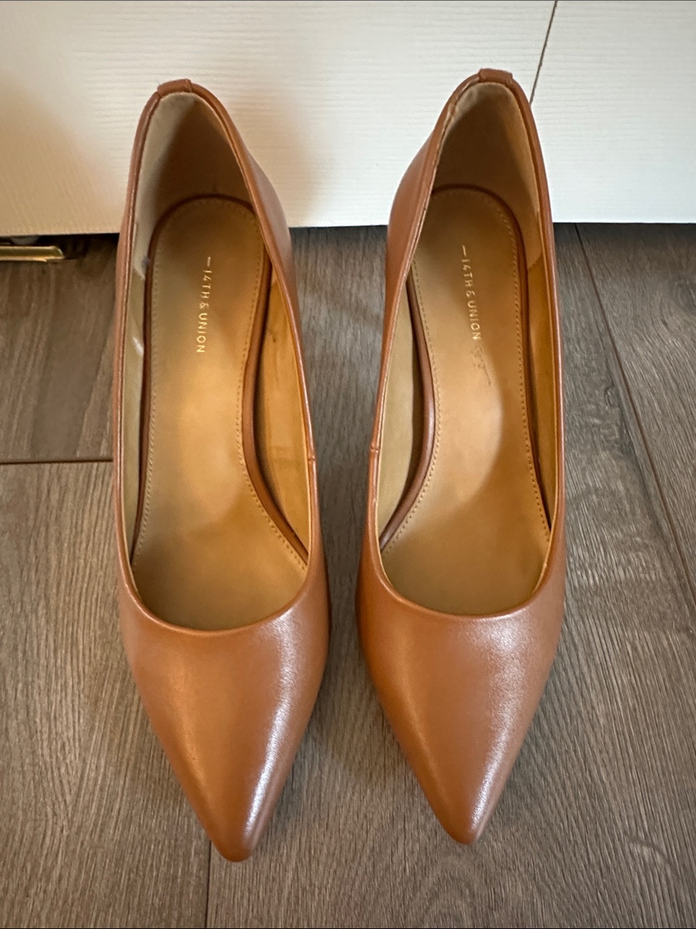 14th & Union Cognac Pointed-Toe Pumps